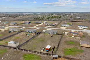 371 Lippe Ln, Niederwald, TX 78640 - Photo 33