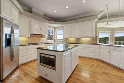 4921 Creek Meadow Cove, Spicewood, TX 78669 - Photo 25