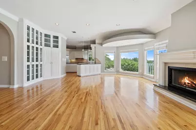 4921 Creek Meadow Cove, Spicewood, TX 78669 - Photo 15