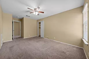 511 S Pauley Dr, Hutto, TX 78634 - Photo 23