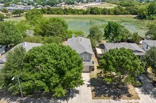 511 S Pauley Dr, Hutto, TX 78634 - Photo 29