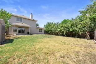511 S Pauley Dr, Hutto, TX 78634 - Photo 27