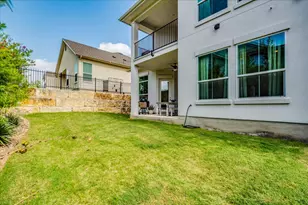 306 Olivia Dr, Austin, TX 78738 - Photo 31