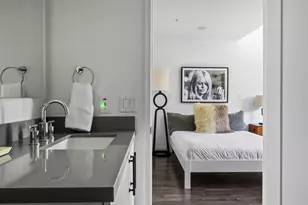 49 Navasota St, Austin, TX 78702 - Photo 17