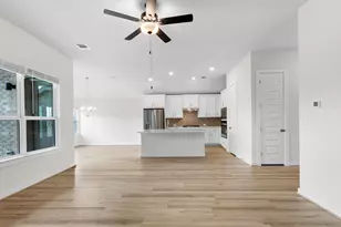 116 Salado Crk Trl, Bastrop, TX 78602 - Photo 3