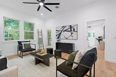 919 Gene Johnson Street, Austin, TX 78751 - Photo 17