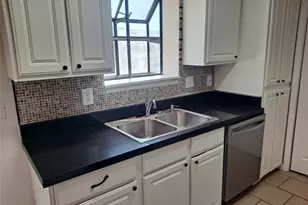 2018 W Rundberg Ln, Austin, TX 78758 - Photo 5