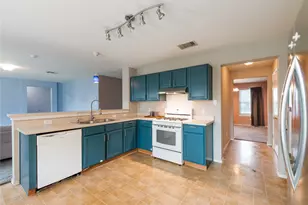 1329 Amberwood Loop, Kyle, TX 78640 - Photo 5