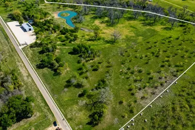 1919 County Road 429, Rockdale, TX 76567 - Photo 35
