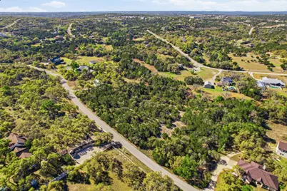 000 Hidden Hills Drive, Dripping Springs, TX 78620 - Photo 23