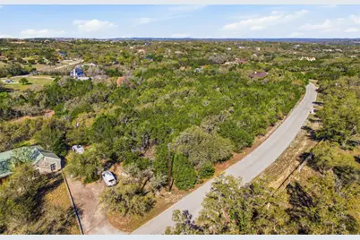 000 Hidden Hills Drive, Dripping Springs, TX 78620 - Photo 17