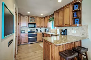 8101 Sharon Rd, Volente, TX 78641 - Photo 11