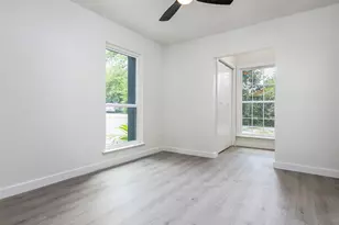 6702 Rockridge Ct, Austin, TX 78744 - Photo 13