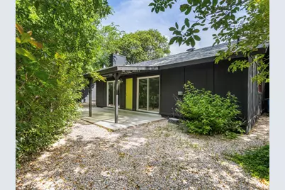 6702 Rockridge Court, Austin, TX 78744 - Photo 15