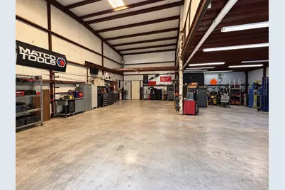 1045 W Sh 71 Highway, Bastrop, TX 78602 - Photo 13