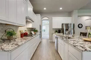 7425 Pace Ravine Dr, Lago Vista, TX 78645 - Photo 11