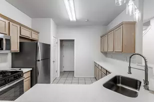 2808 Kestrel Dr, Austin, TX 78745 - Photo 7