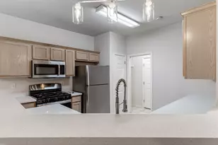 2808 Kestrel Dr, Austin, TX 78745 - Photo 3