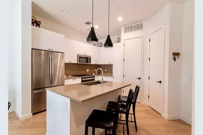 800 Embassy Drive #115, Austin, TX 78702 - Photo 7