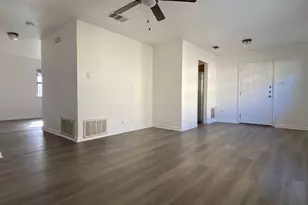 5813 Signal Point, Austin, TX 78724 - Photo 5