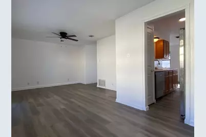 5813 Signal Point, Austin, TX 78724 - Photo 3