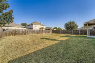 12612 Waynespur Ln, Elgin, TX 78621 - Photo 21