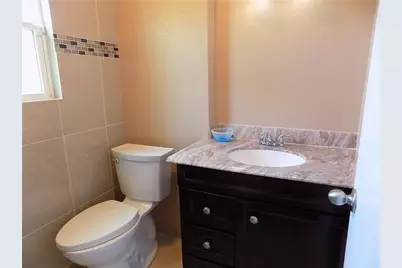 8402 Leesburg Circle, Austin, TX 78758 - Photo 11