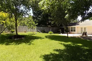 8402 Leesburg Cir, Austin, TX 78758 - Photo 21