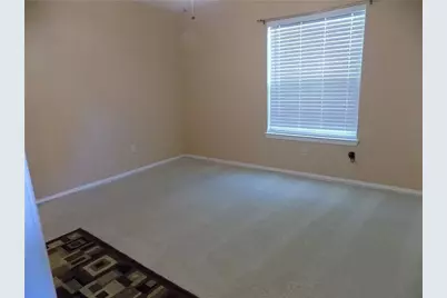 8402 Leesburg Circle, Austin, TX 78758 - Photo 5