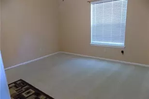 8402 Leesburg Cir, Austin, TX 78758 - Photo 5