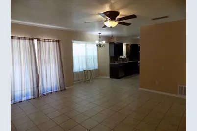 8402 Leesburg Circle, Austin, TX 78758 - Photo 17