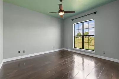 1652 County Road 307, Jarrell, TX 76537 - Photo 25