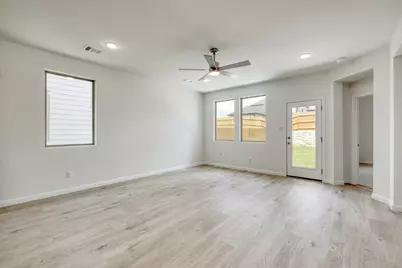 180 Hornet Street, Elgin, TX 78621 - Photo 5