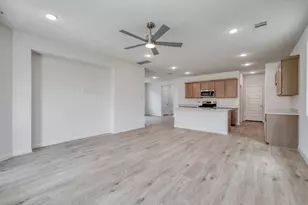 180 Hornet St, Elgin, TX 78621 - Photo 7