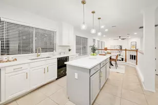 10810 Pinkney Ln, Austin, TX 78739 - Photo 11