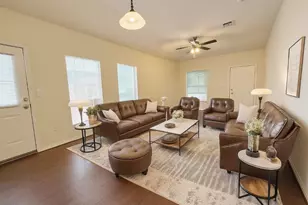 1717 Constantino Cir, Austin, TX 78745 - Photo 3