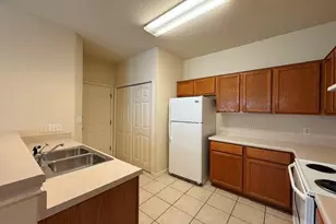 1717 Constantino Cir, Austin, TX 78745 - Photo 9