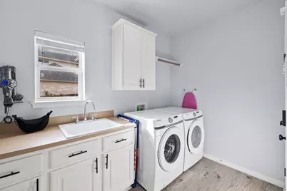 136 Eaton Lane, Austin, TX 78737 - Photo 9