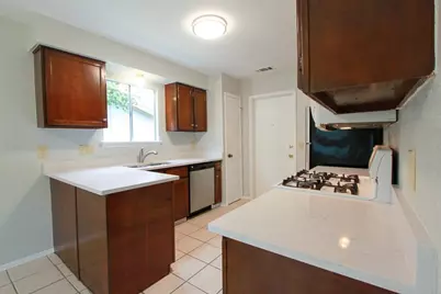 7900 Whitsun Drive, Austin, TX 78749 - Photo 9