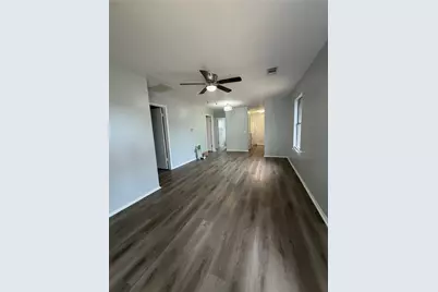 509 Central Avenue #B, Elgin, TX 78621 - Photo 3