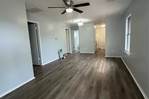 509 Central Ave, Elgin, TX 78621 - Photo 3