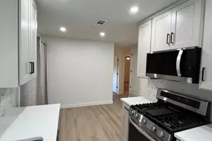8012 Pinedale Cove, Austin, TX 78757 - Photo 9