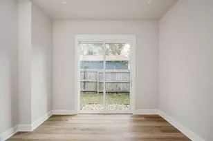 1004 Ellingson Ln, Austin, TX 78751 - Photo 17