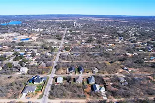 111 E Hickory Dr, Granite Shoals, TX 78654 - Photo 5