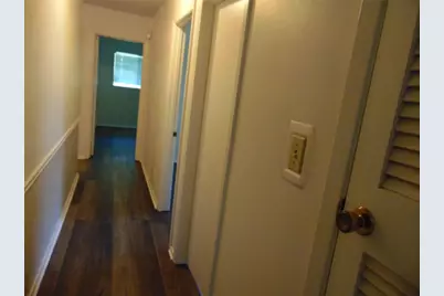 7503 Glenhill Road, Austin, TX 78752 - Photo 9