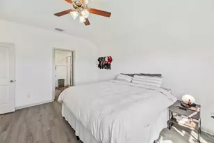 241 Sweetwater Crk Ln, Hutto, TX 78634 - Photo 17