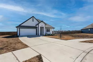 241 Sweetwater Crk Ln, Hutto, TX 78634 - Photo 1