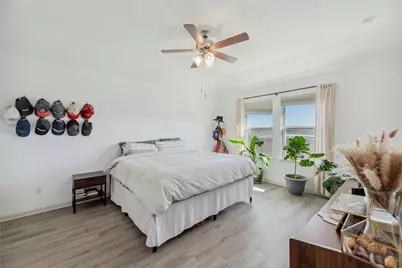 241 Sweetwater Creek Lane, Hutto, TX 78634 - Photo 15