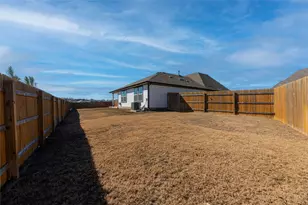 241 Sweetwater Crk Ln, Hutto, TX 78634 - Photo 33