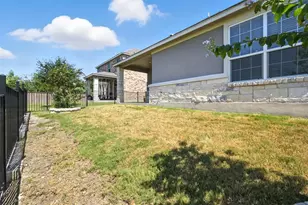 512 Lady Swiss Ln, Hutto, TX 78634 - Photo 39